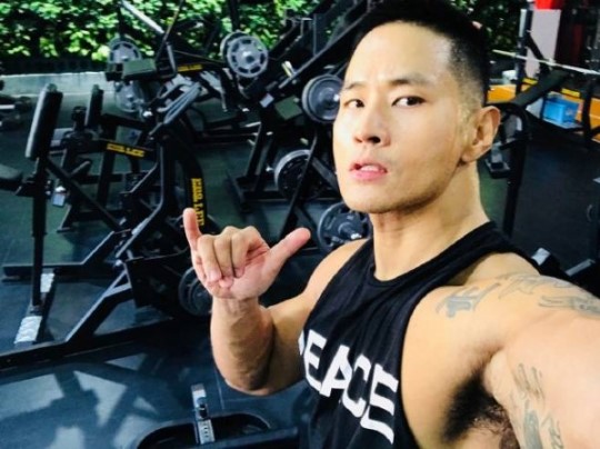 刘承俊公开在夏威夷的近况…“因健身而逐渐发达的肌肉”
