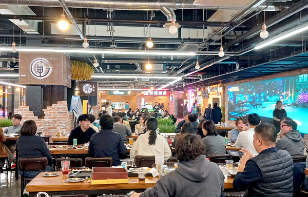 군산 앞바다에 맥주가 떴어도 갑오징어 없으면 못 먹습니다? [페스티벌 플러스]