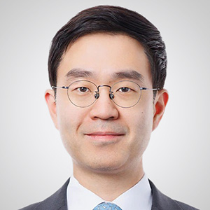 Speaker Image 1